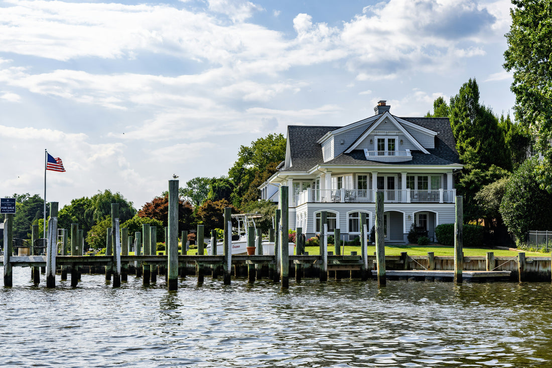 A Shore Deal: How to List Waterfront Properties